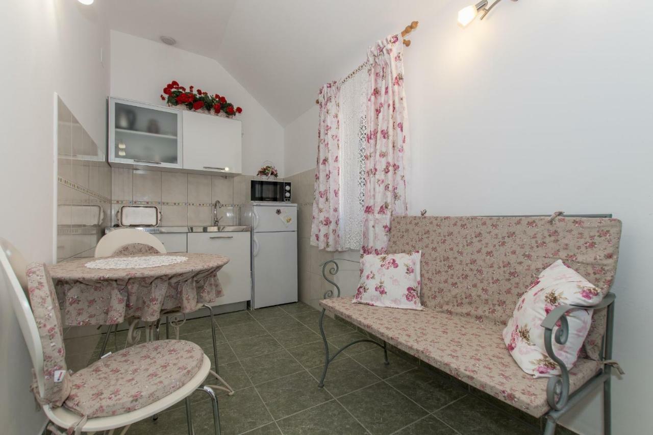 Holiday Home Godinj Donje Rascane Luaran gambar